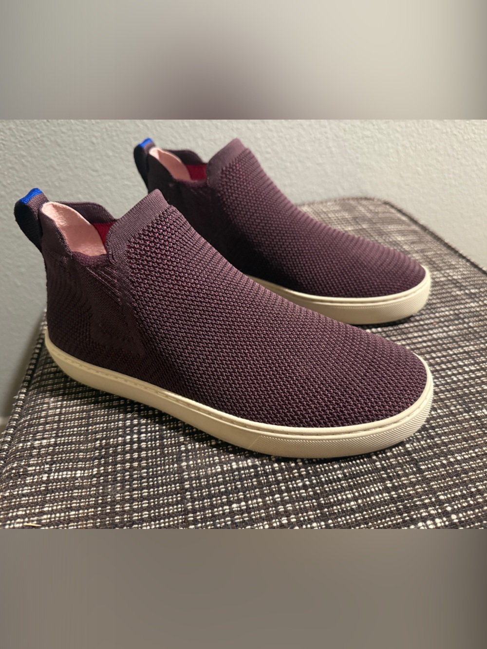 Rothy‘s Lattice Stitch Chelsea Boot Berry Discontinued Women’s Size 10